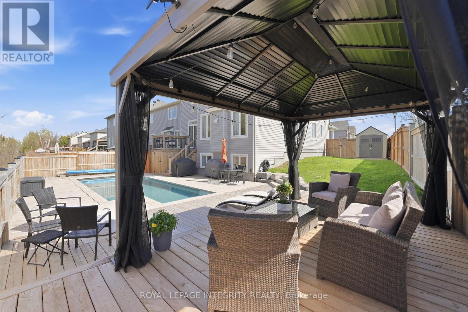 3200 HARVESTER CRESCENT - 44