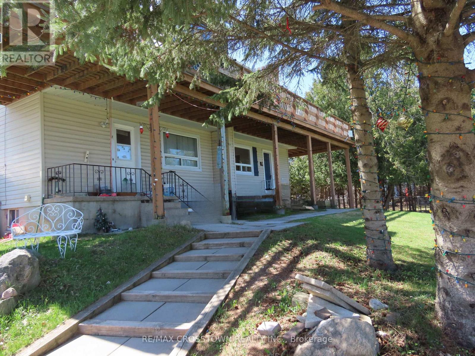 4716 PENETANGUISHENE ROAD - 2