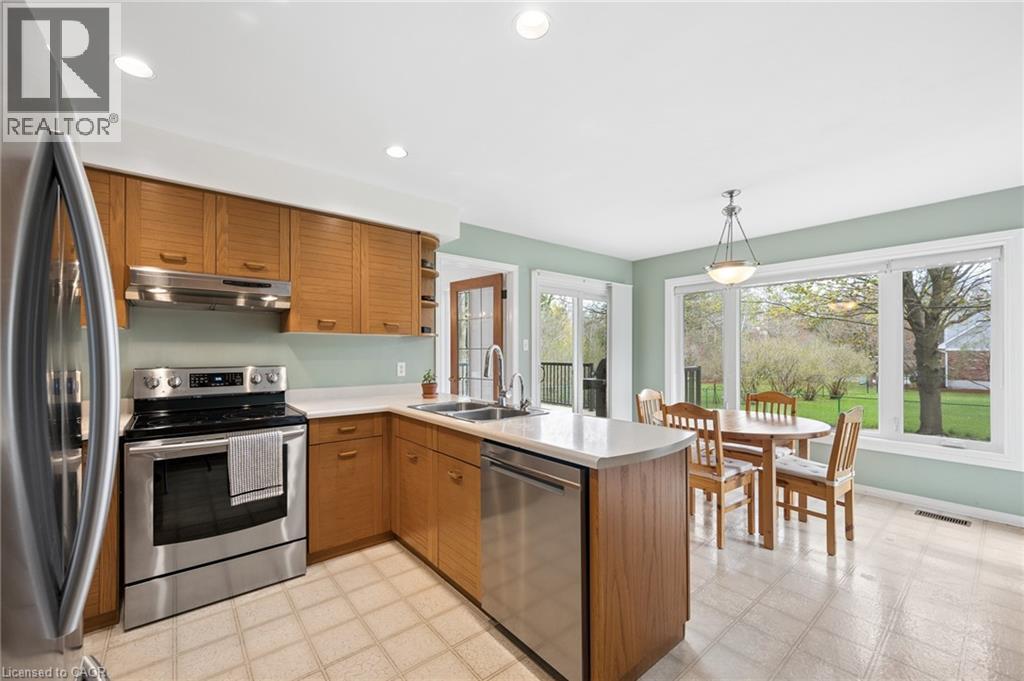 721 SNOWCREST Place, Waterloo, Ontario, N2J3Z4 — Photo 15