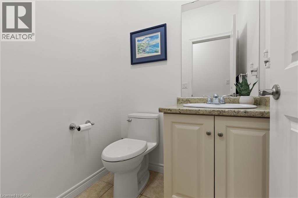 65 WINSLOW Way, Stoney Creek, Ontario, L8J0G9 — Photo 8