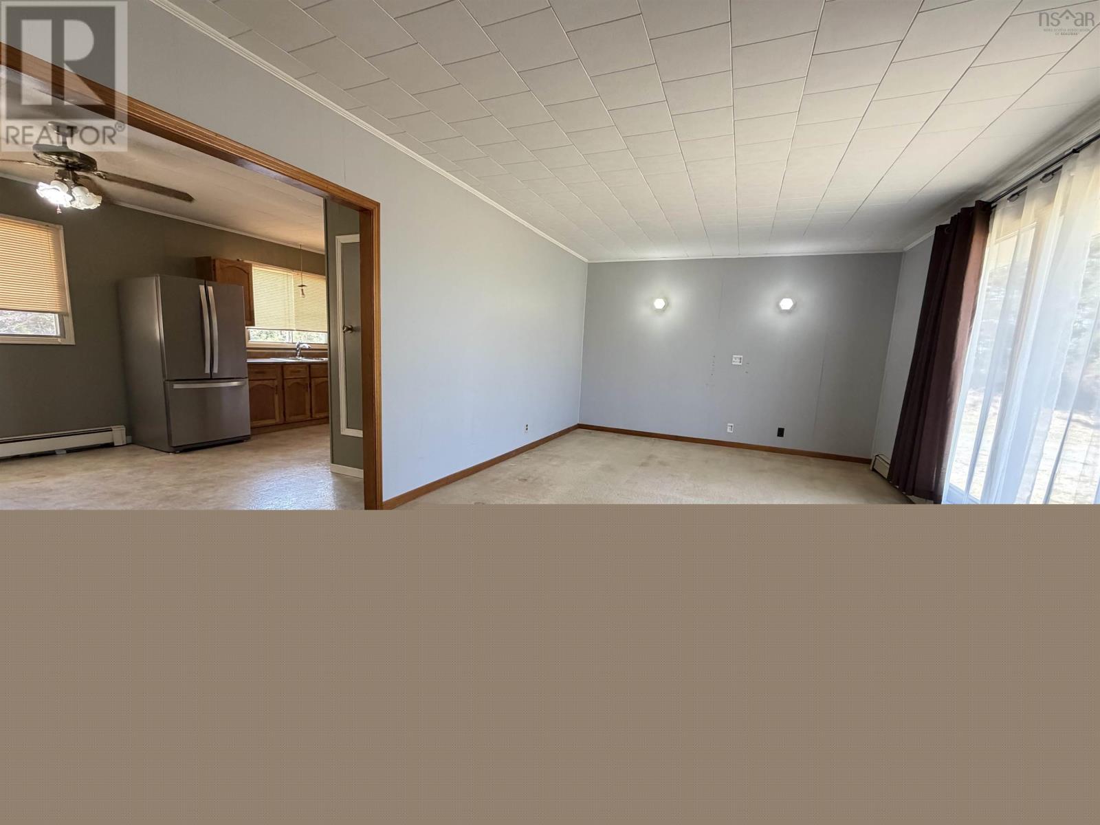 23596 Highway 7 - 17