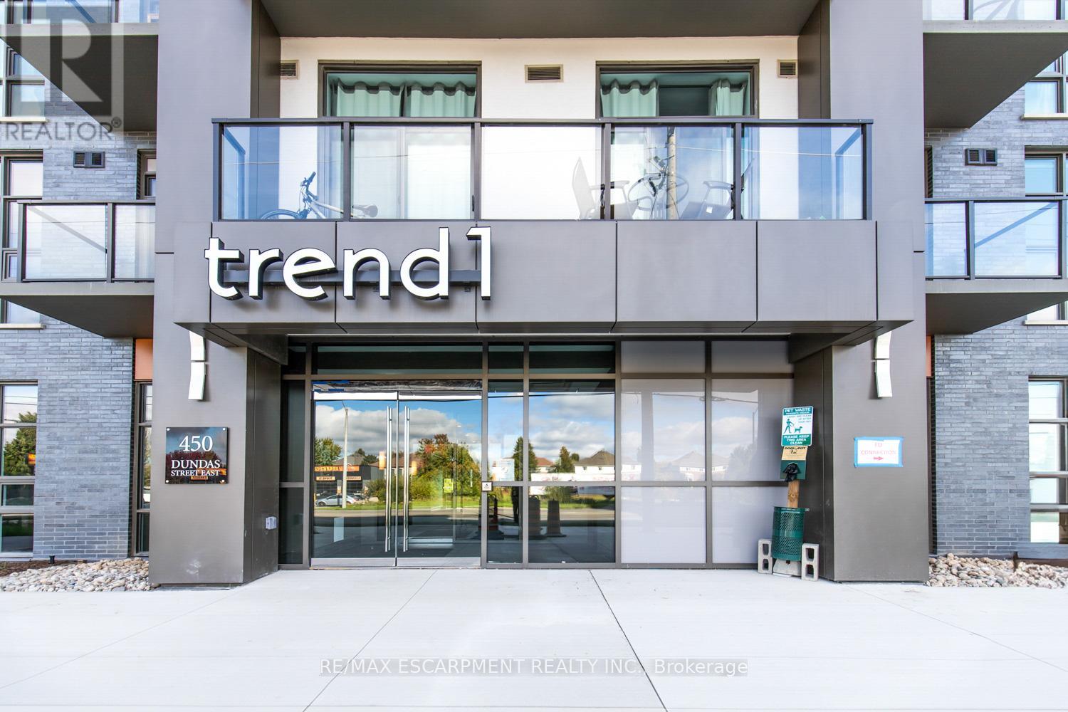 #1113 450 DUNDAS STREET E - 2