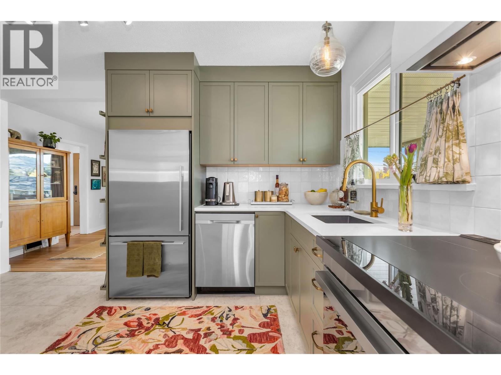 1347 Highland Drive S, Kelowna