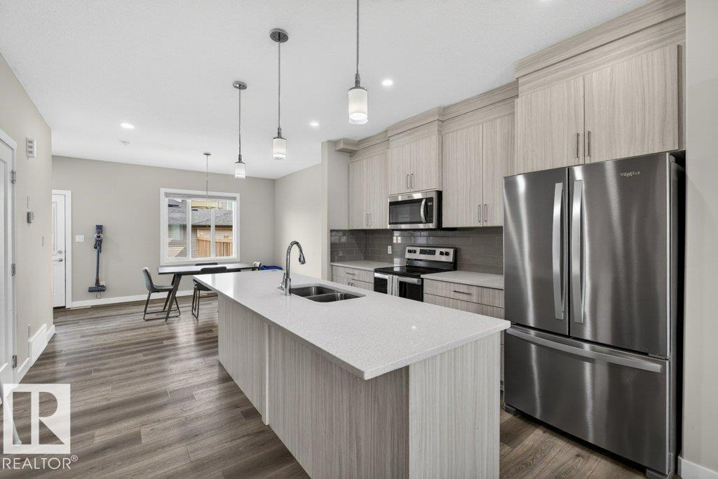 5052 CHAPPELLE RD SW, Edmonton