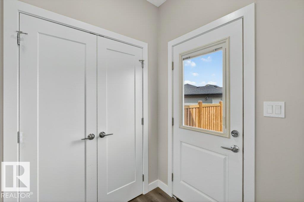 5052 CHAPPELLE RD SW, Edmonton