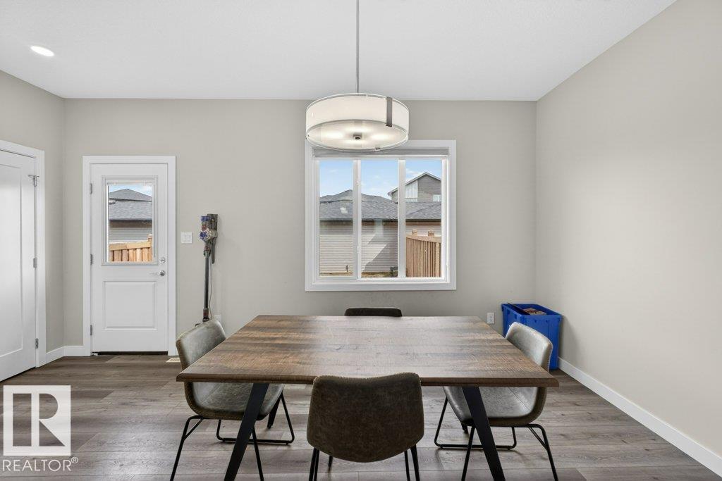 5052 CHAPPELLE RD SW, Edmonton