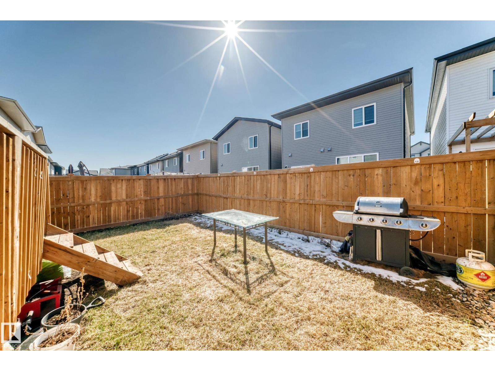 19635 29 AV NW - 47