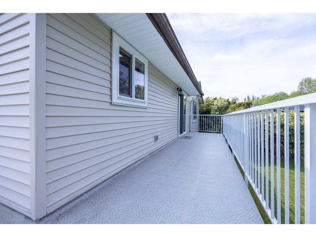 3 Bed, 3 Bath House for Sale in Langley – 19971 50A AVENUE, Langley - Image 23