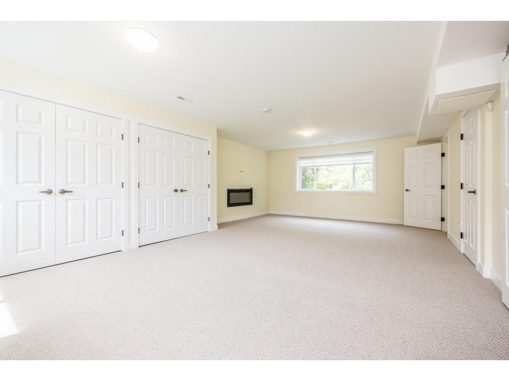 3 Bed, 3 Bath House for Sale in Langley – 19971 50A AVENUE, Langley - Image 13