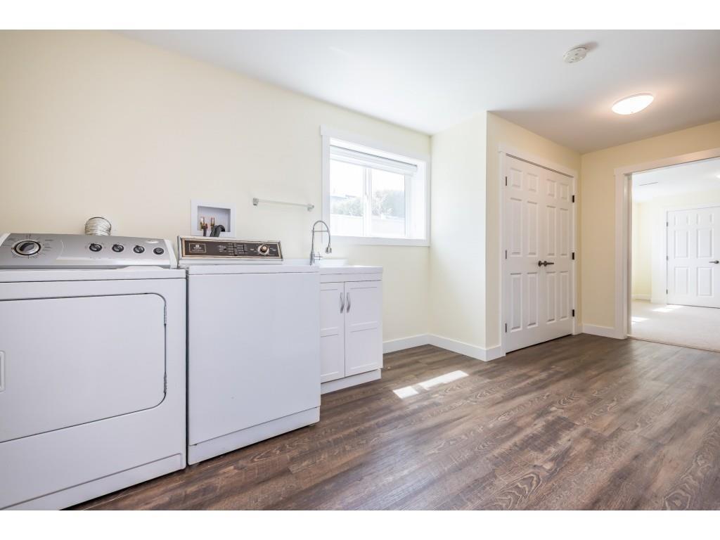 3 Bed, 3 Bath House for Sale in Langley – 19971 50A AVENUE, Langley - Image 11