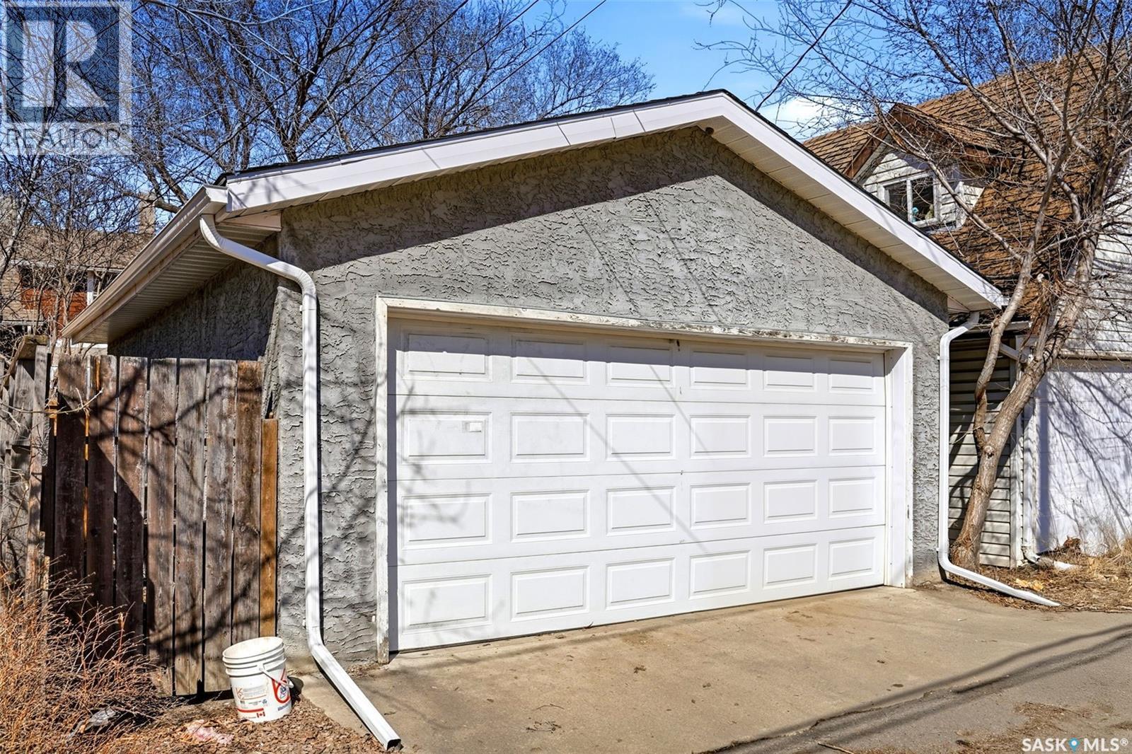 2273 Cameron STREET - 30