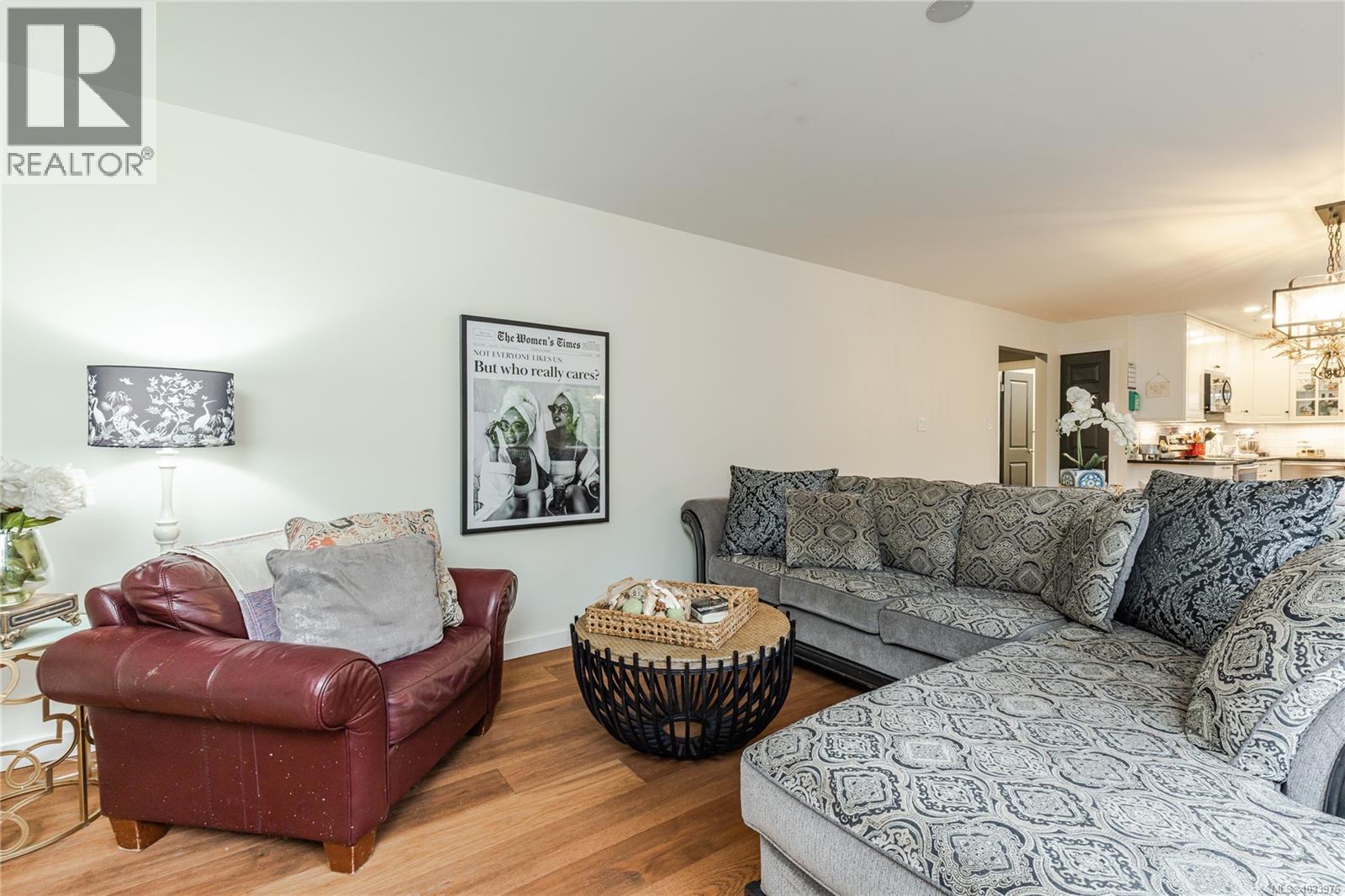 2348 Thomas Pl - 11