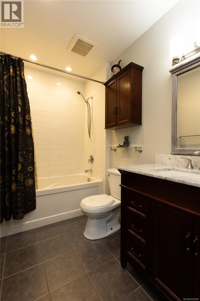 2348 Thomas Pl - 19