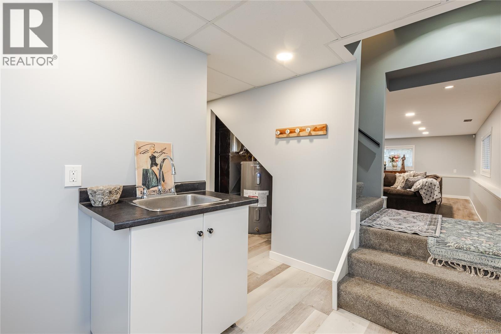 2348 Thomas Pl - 20