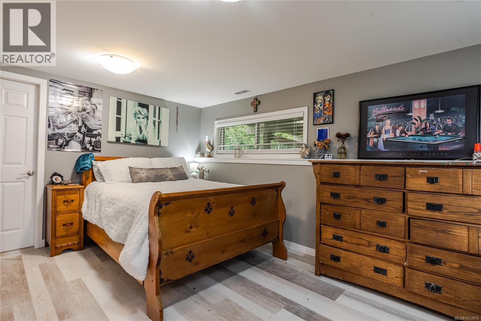 2348 Thomas Pl - 24