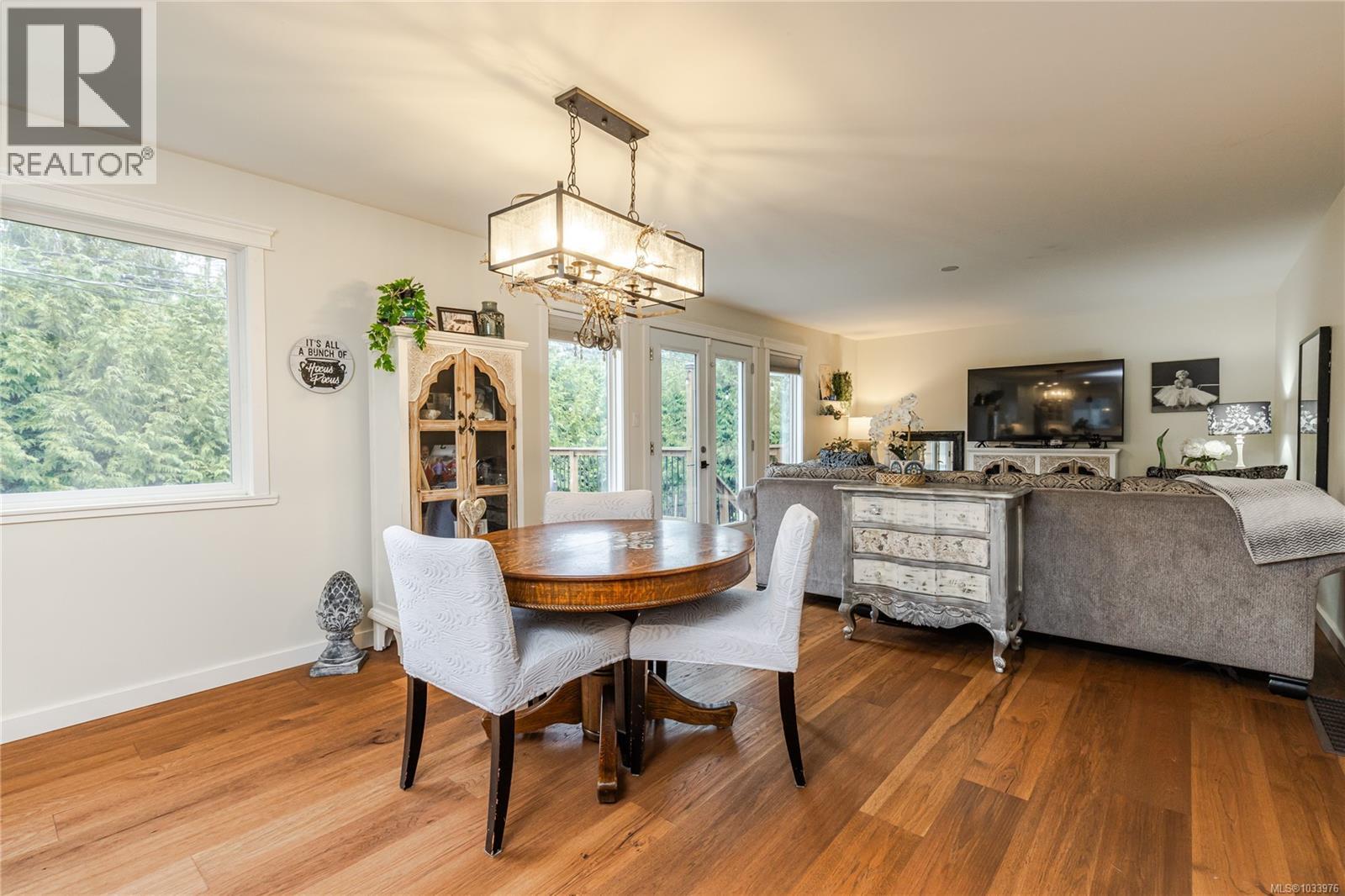 2348 Thomas Pl - 8