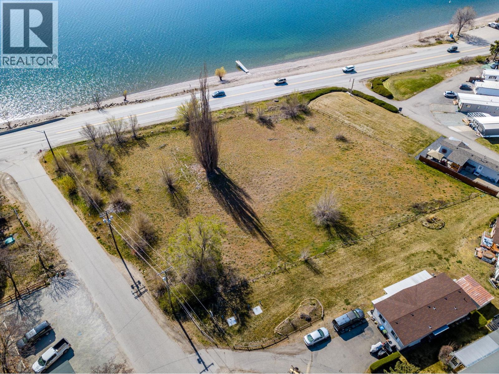 6705 Highway 97, Peachland