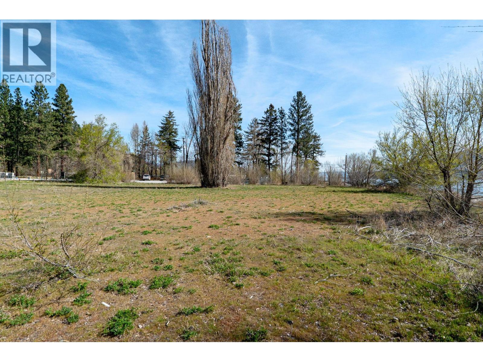 6705 Highway 97, Peachland
