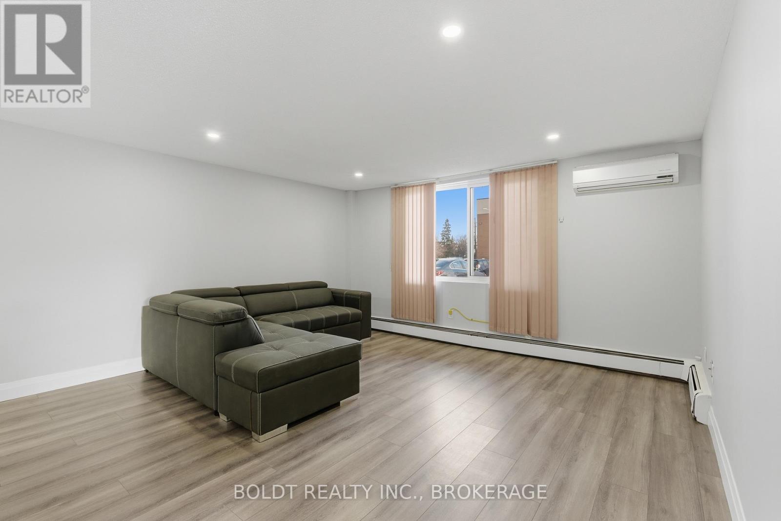 #107 264 GRANTHAM AVENUE - 10