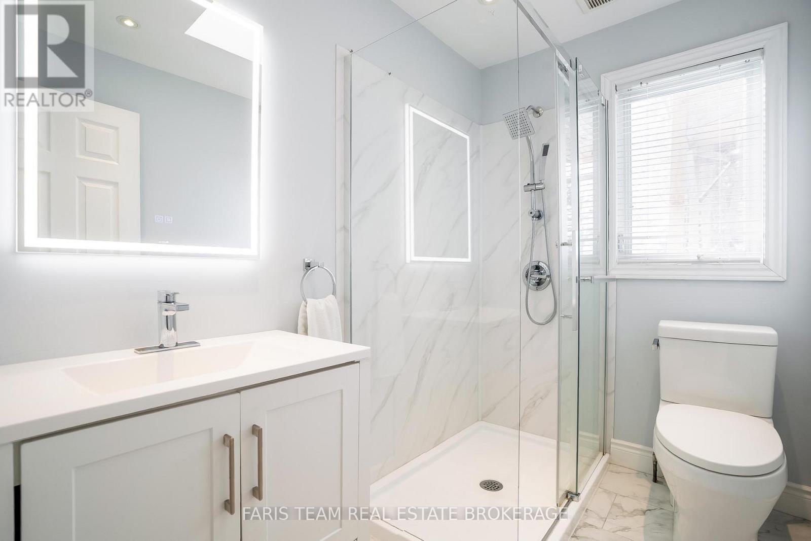 6950 YONGE STREET - 18