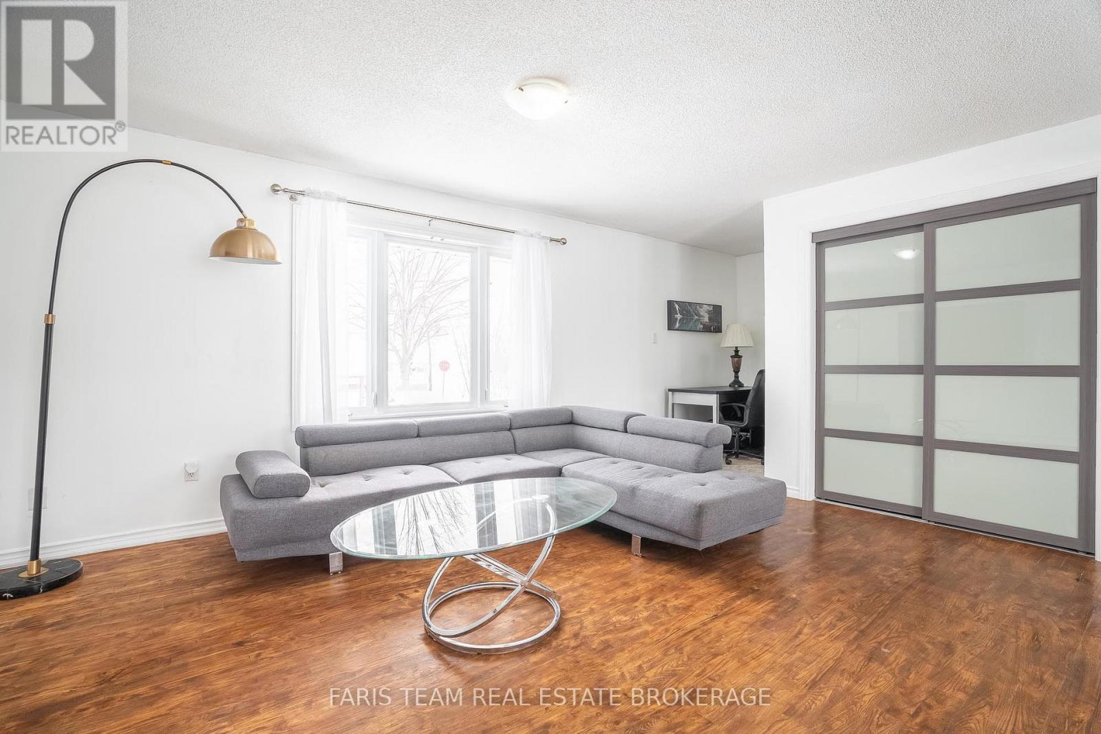 6950 YONGE STREET - 13