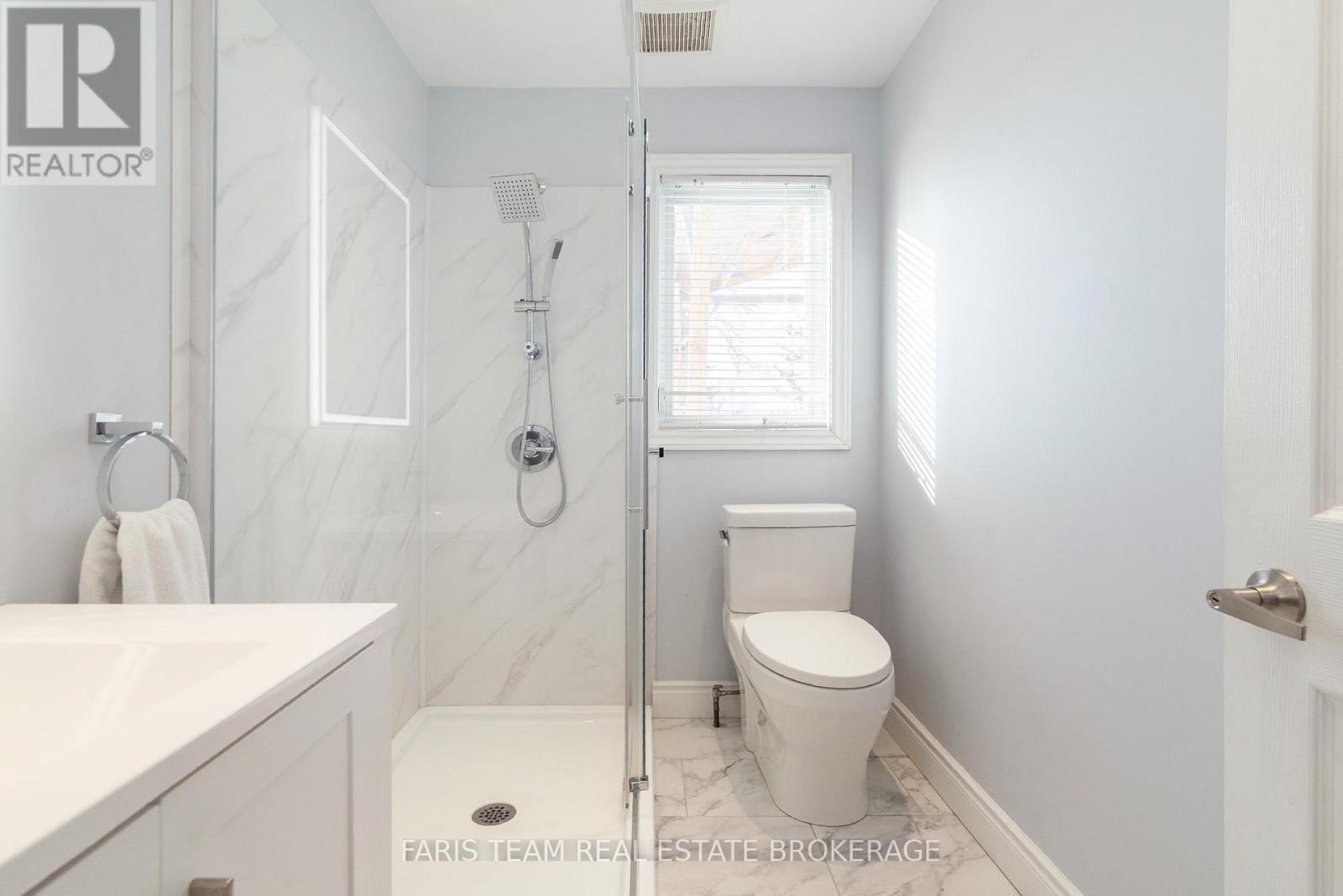 6950 YONGE STREET - 19