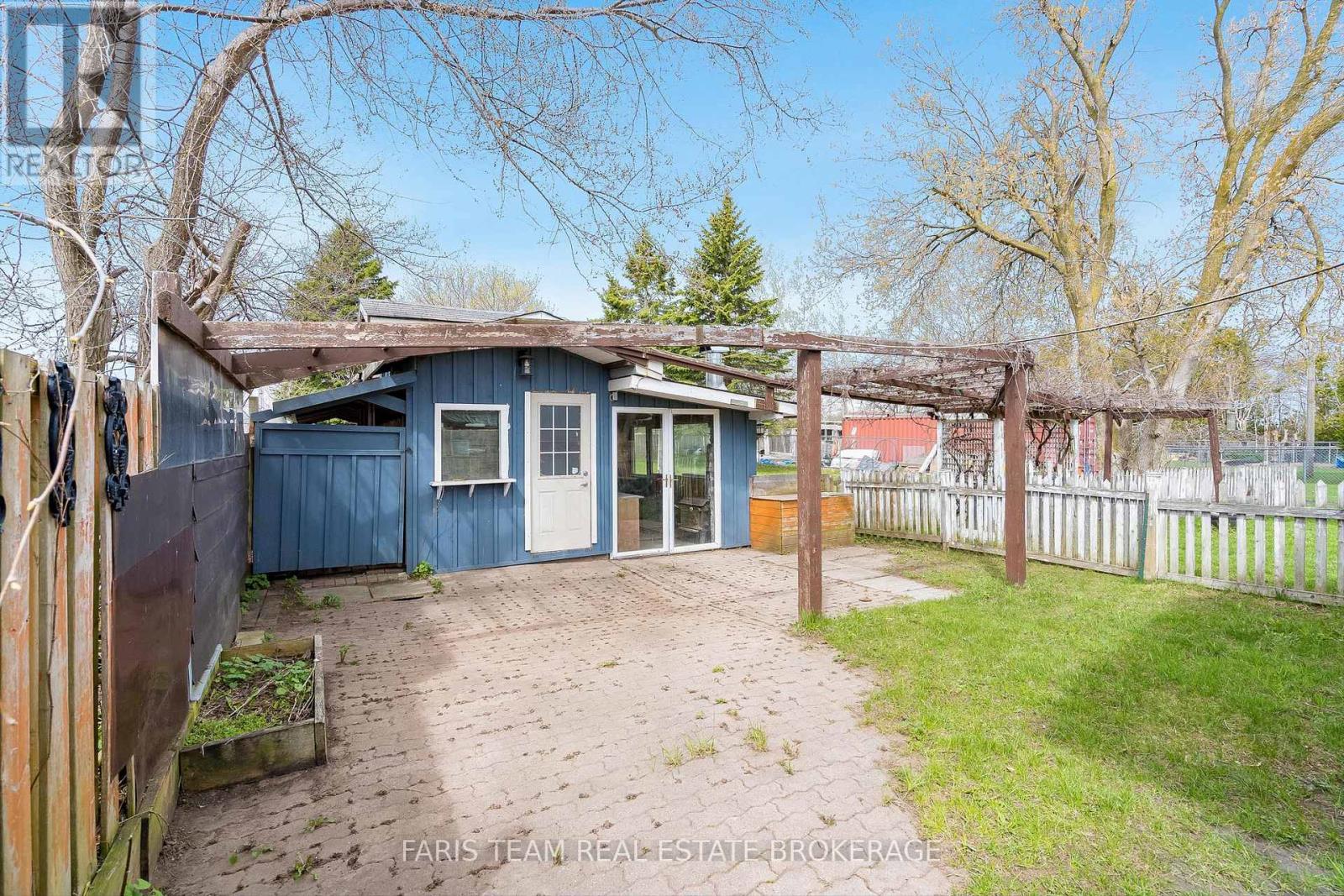6950 YONGE STREET - 37