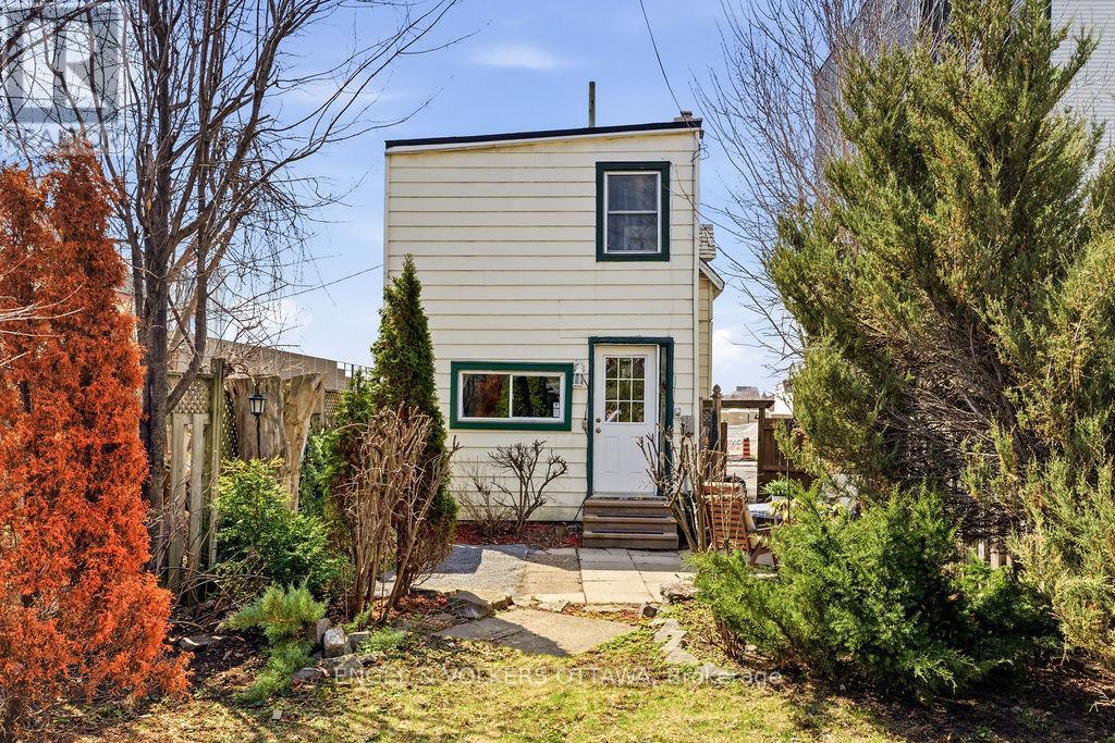 477 BOOTH STREET - 41