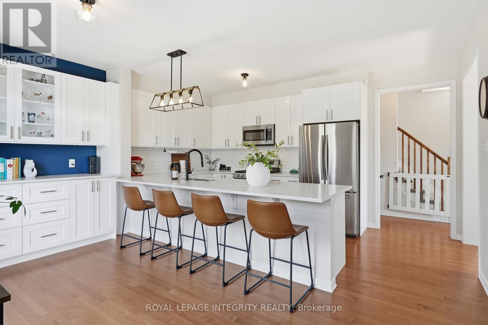 3200 HARVESTER CRESCENT - 11