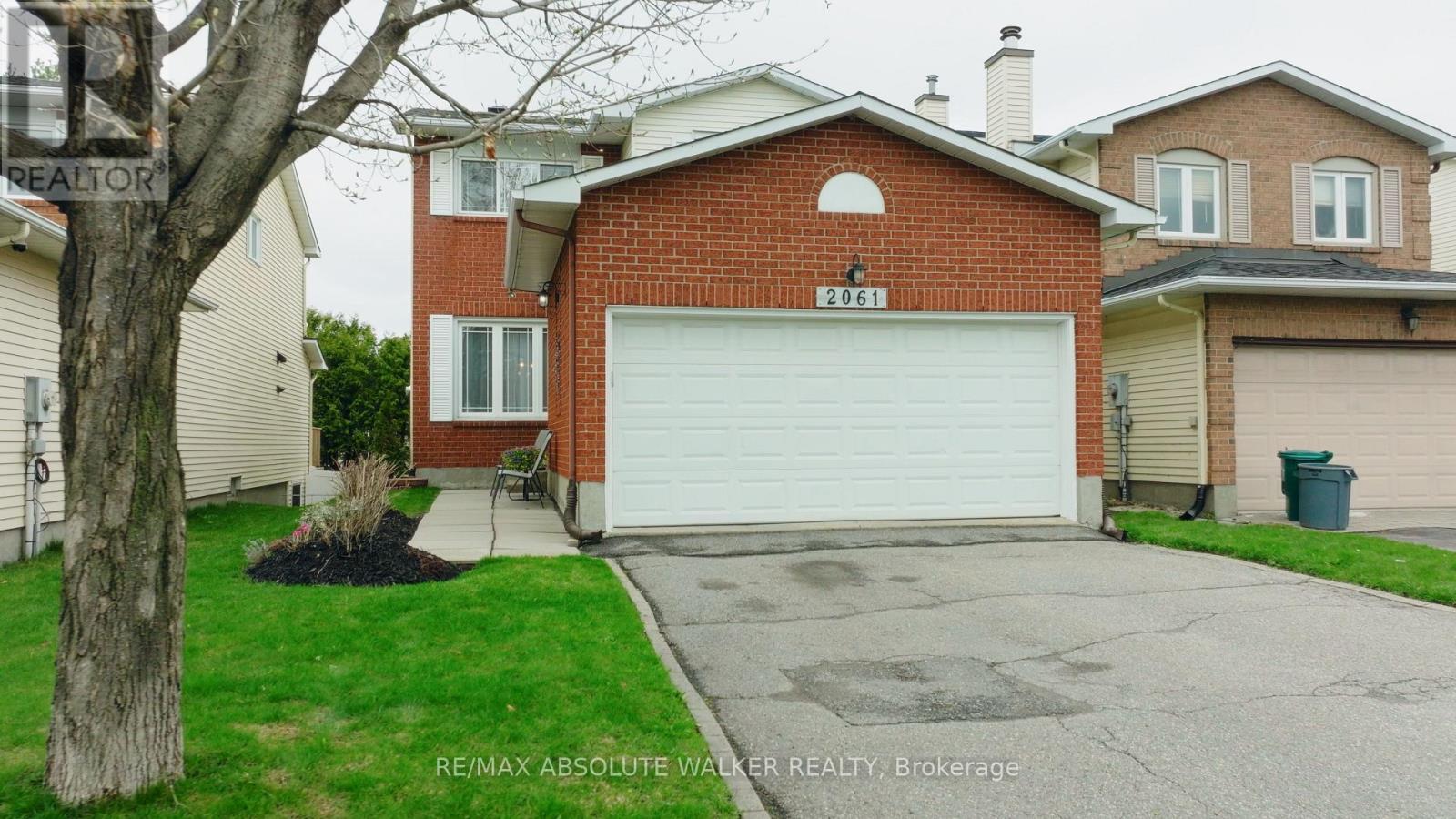2061 LEGRAND CRESCENT - 1