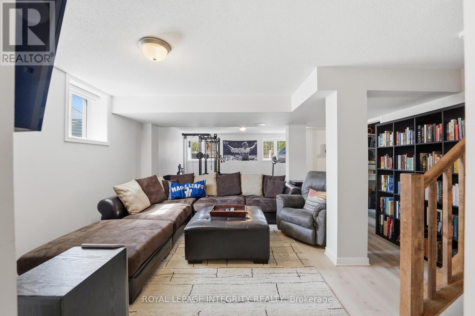 3200 HARVESTER CRESCENT - 29