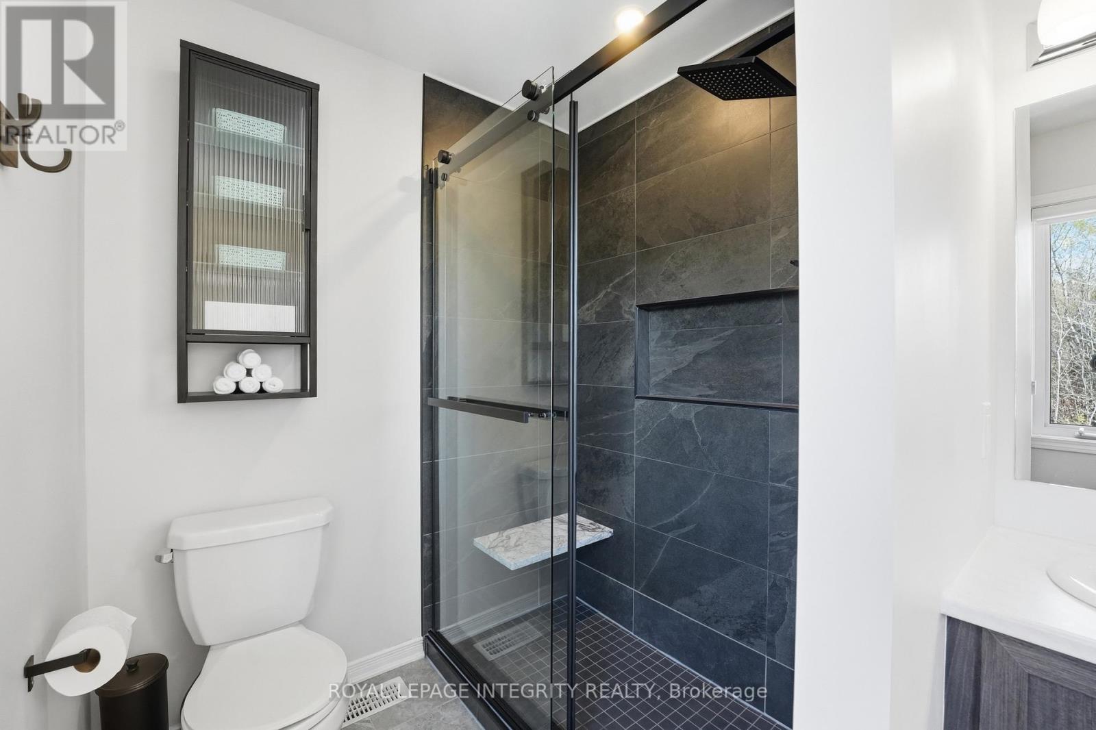 3200 HARVESTER CRESCENT - 23