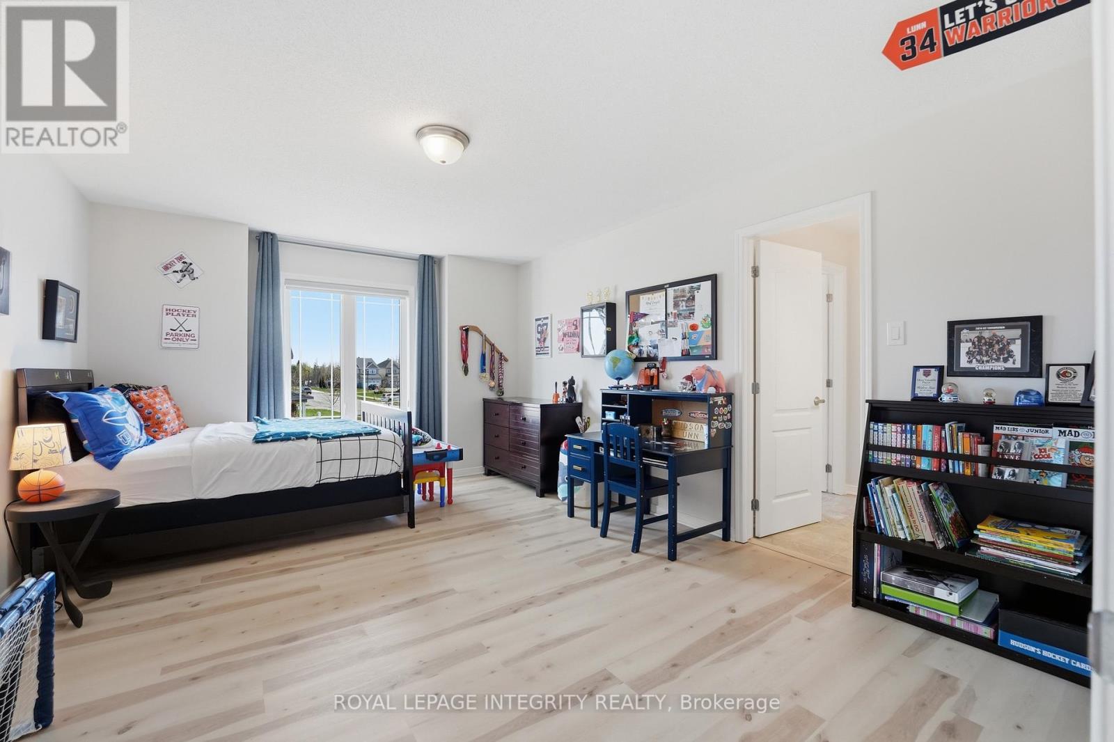 3200 HARVESTER CRESCENT - 27