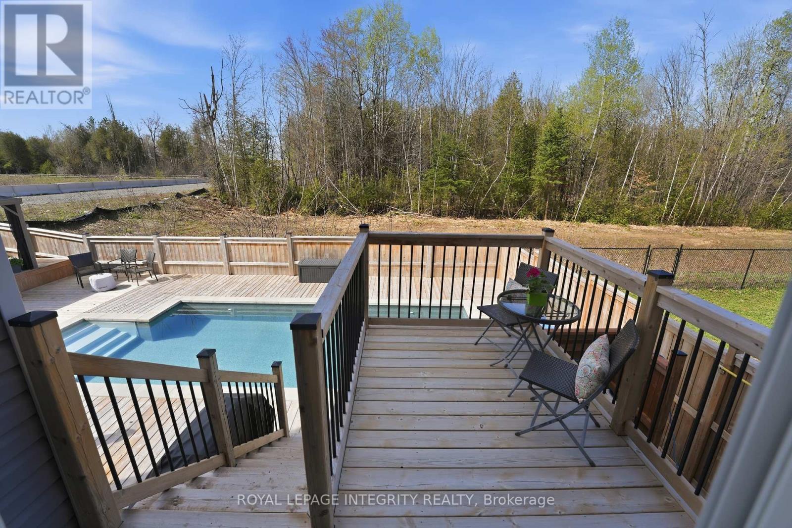 3200 HARVESTER CRESCENT - 35