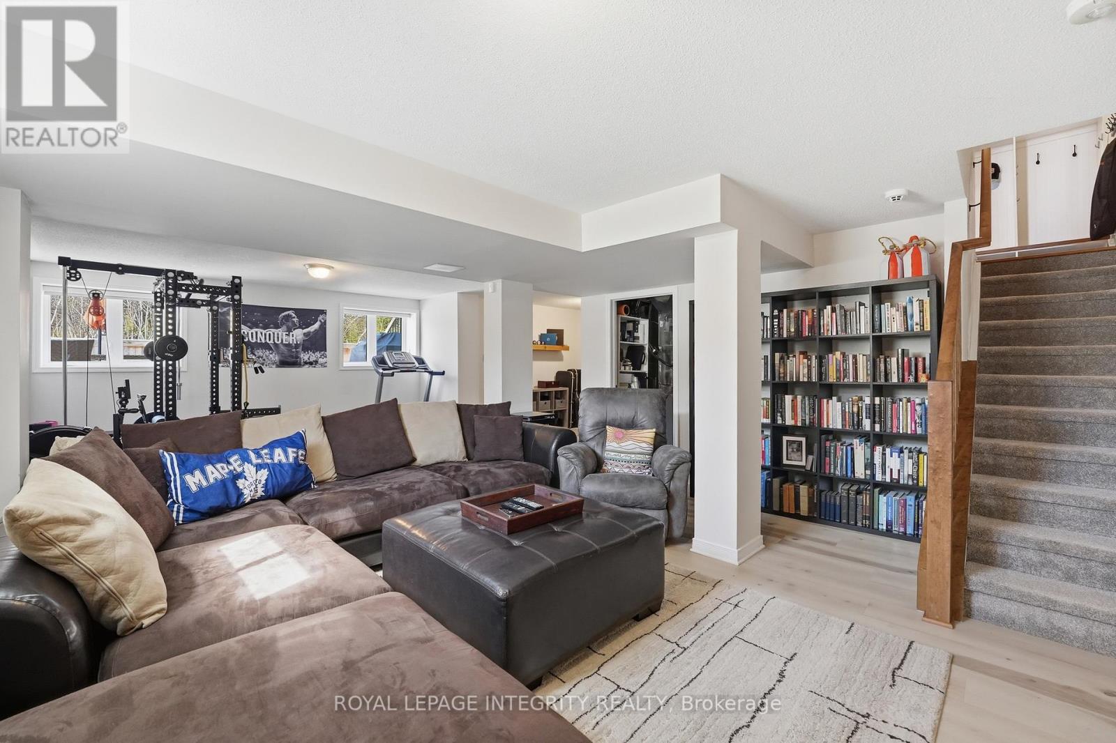 3200 HARVESTER CRESCENT - 30