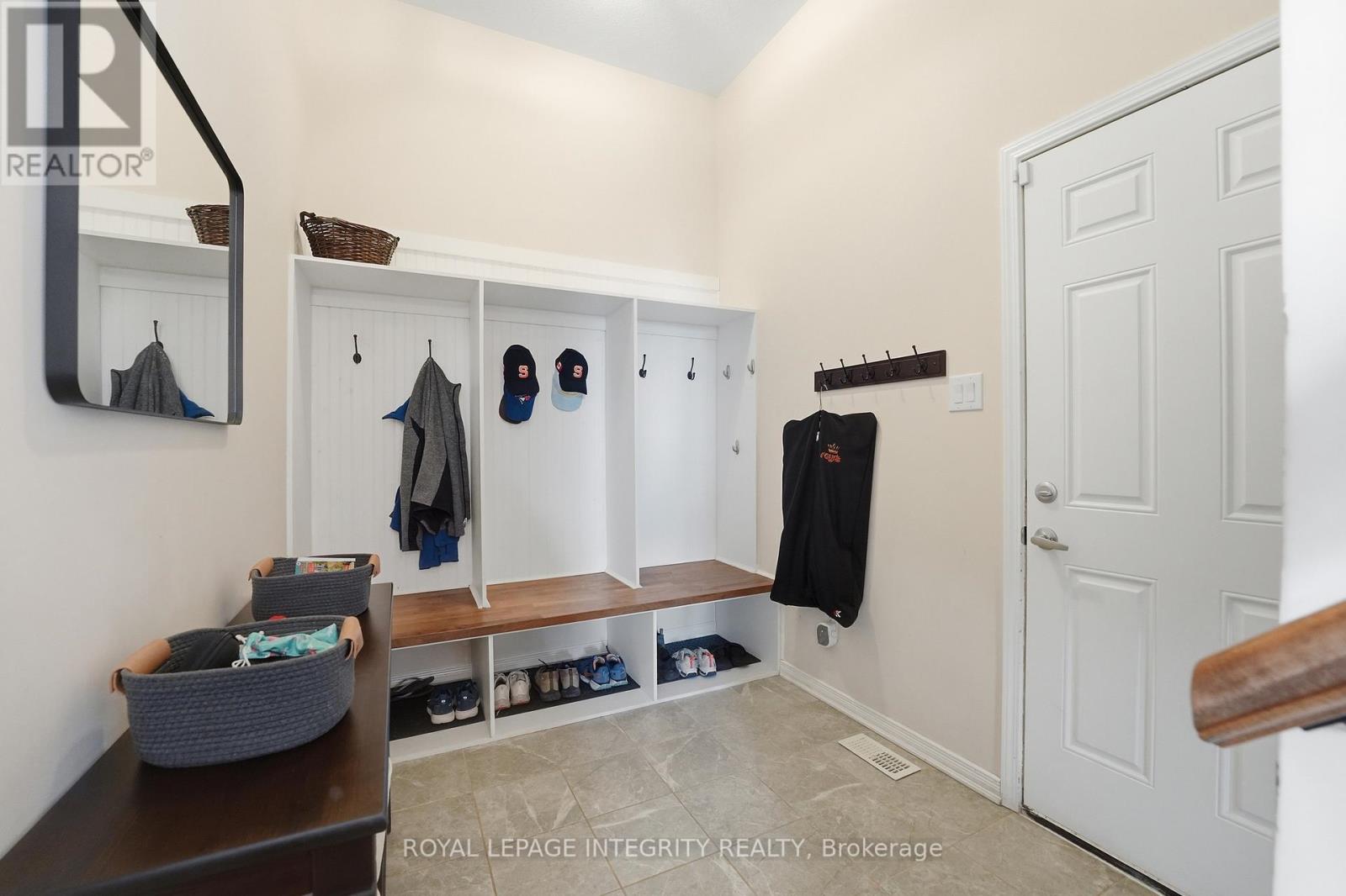 3200 HARVESTER CRESCENT - 28