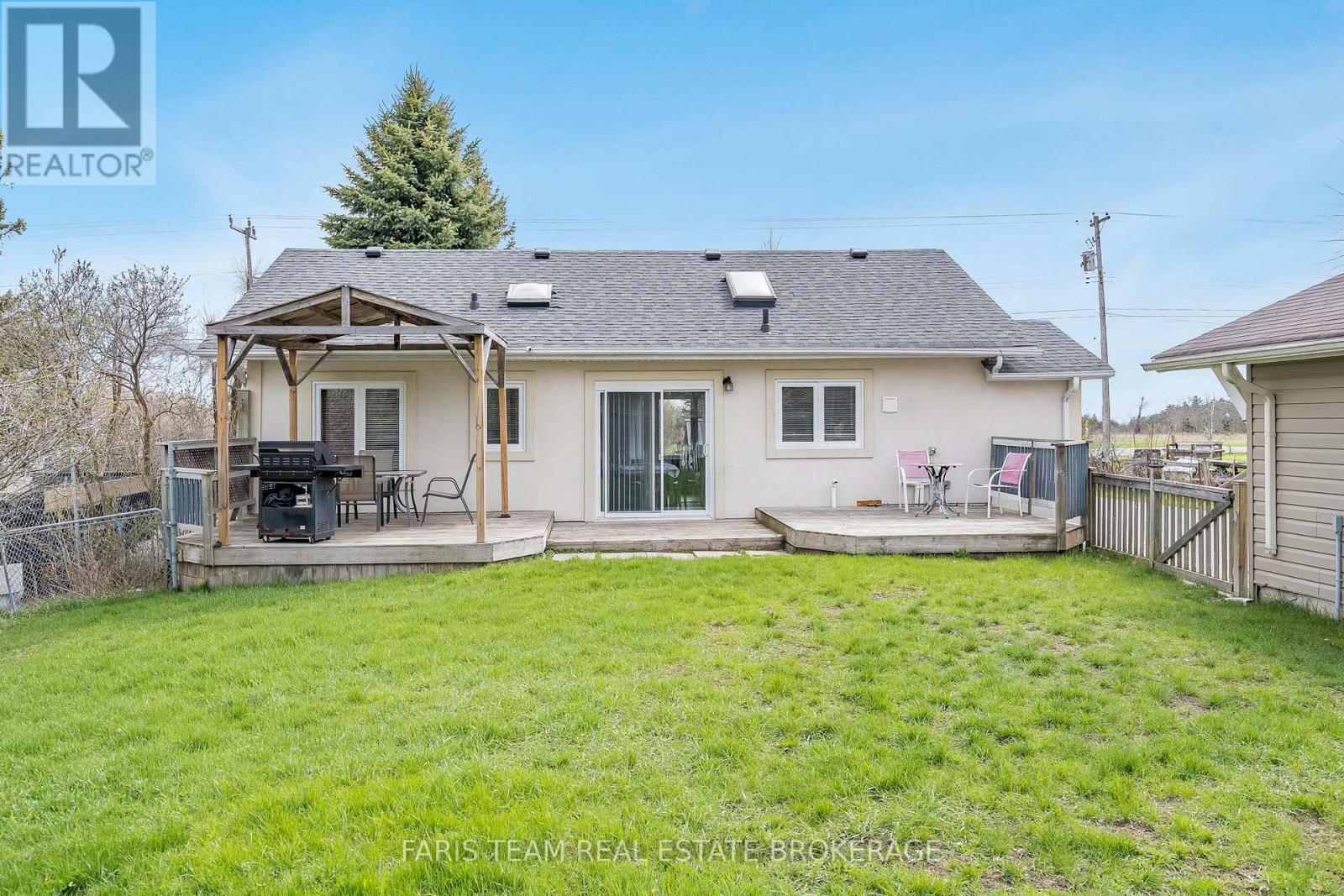 6950 YONGE STREET - 35