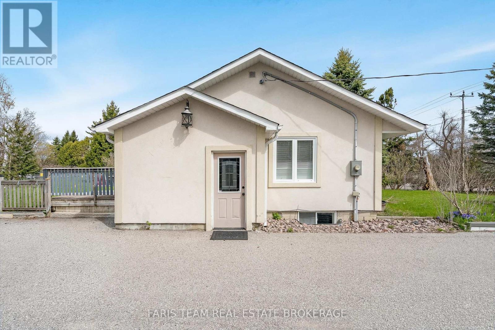 6950 YONGE STREET - 4