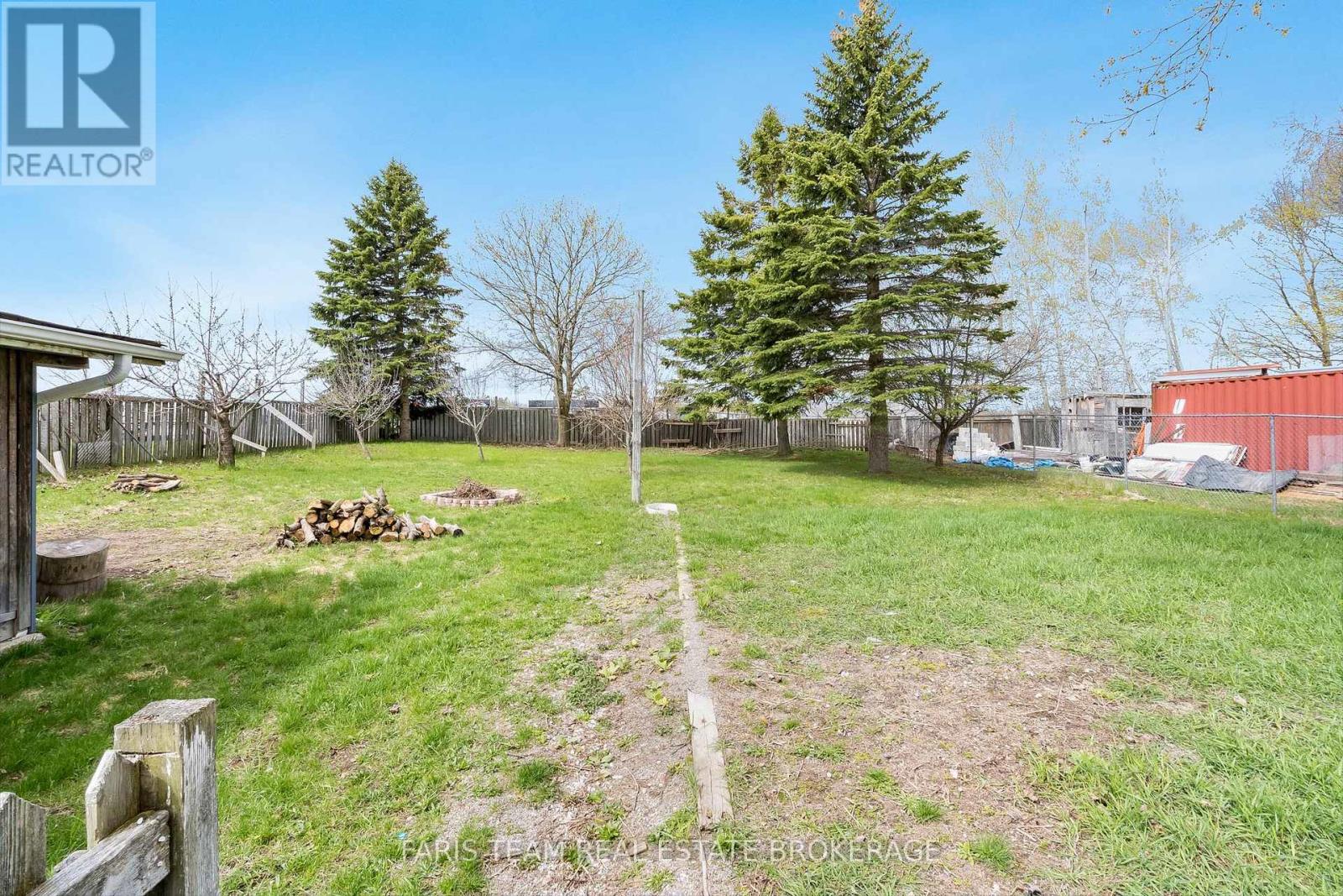 6950 YONGE STREET - 40