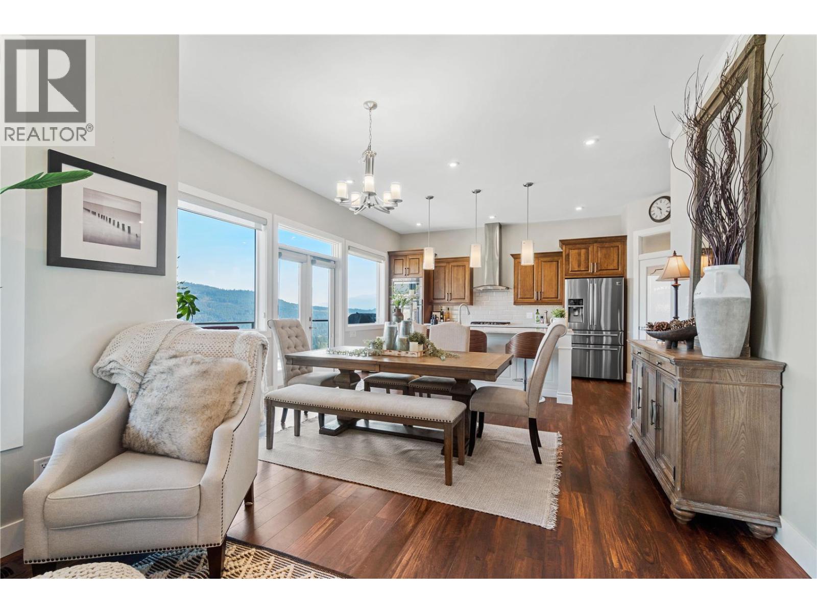 2516 Panoramic Way - 22