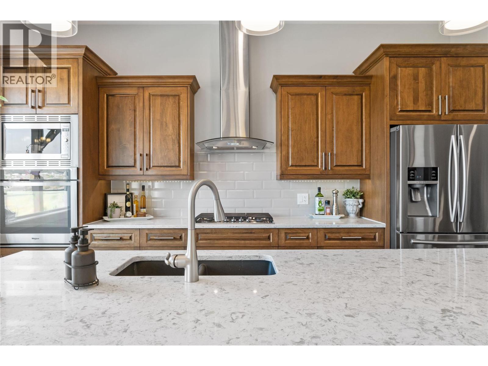 2516 Panoramic Way - 28