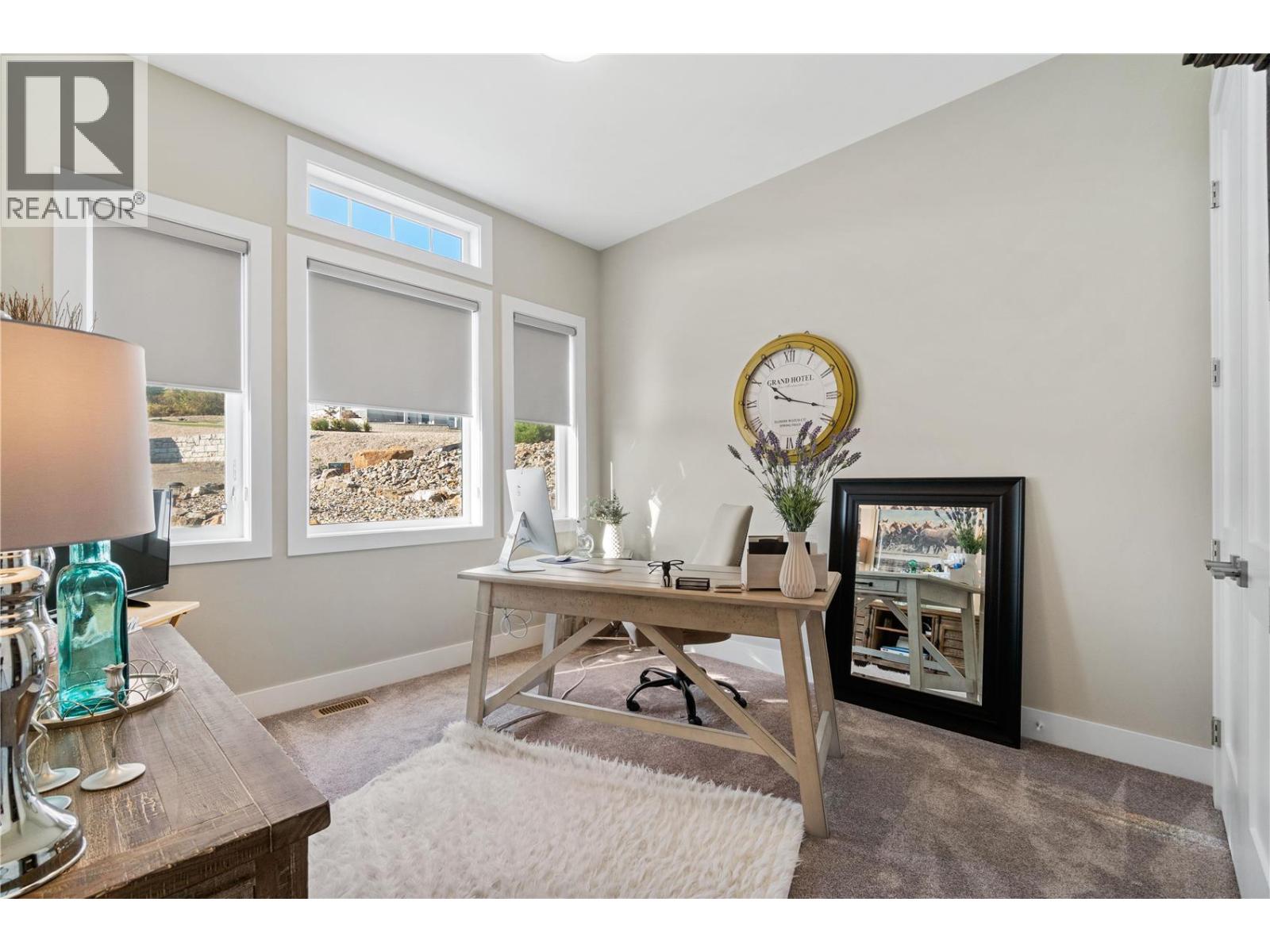 2516 Panoramic Way - 38