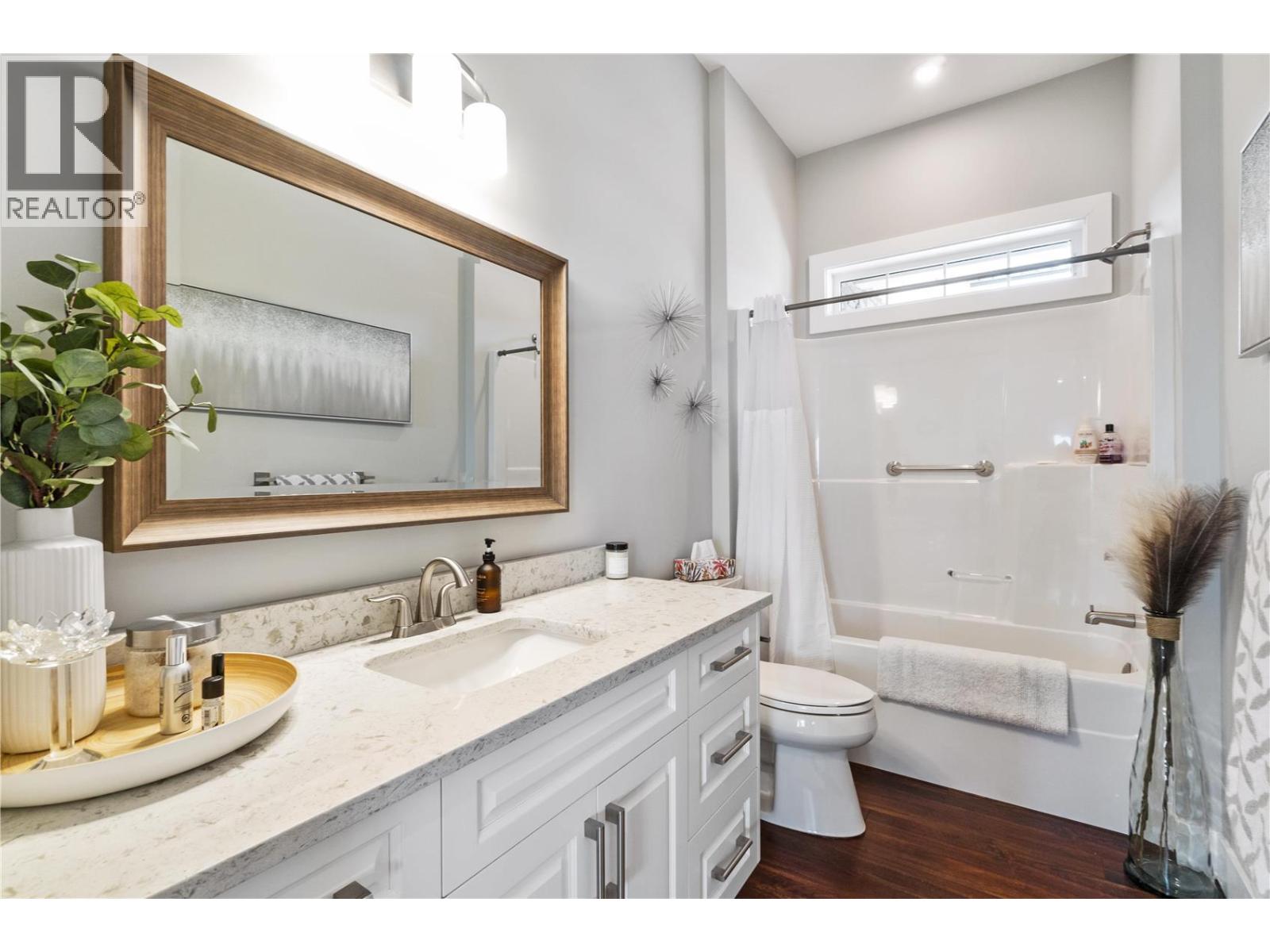  2516 Panoramic Way, Blind Bay
