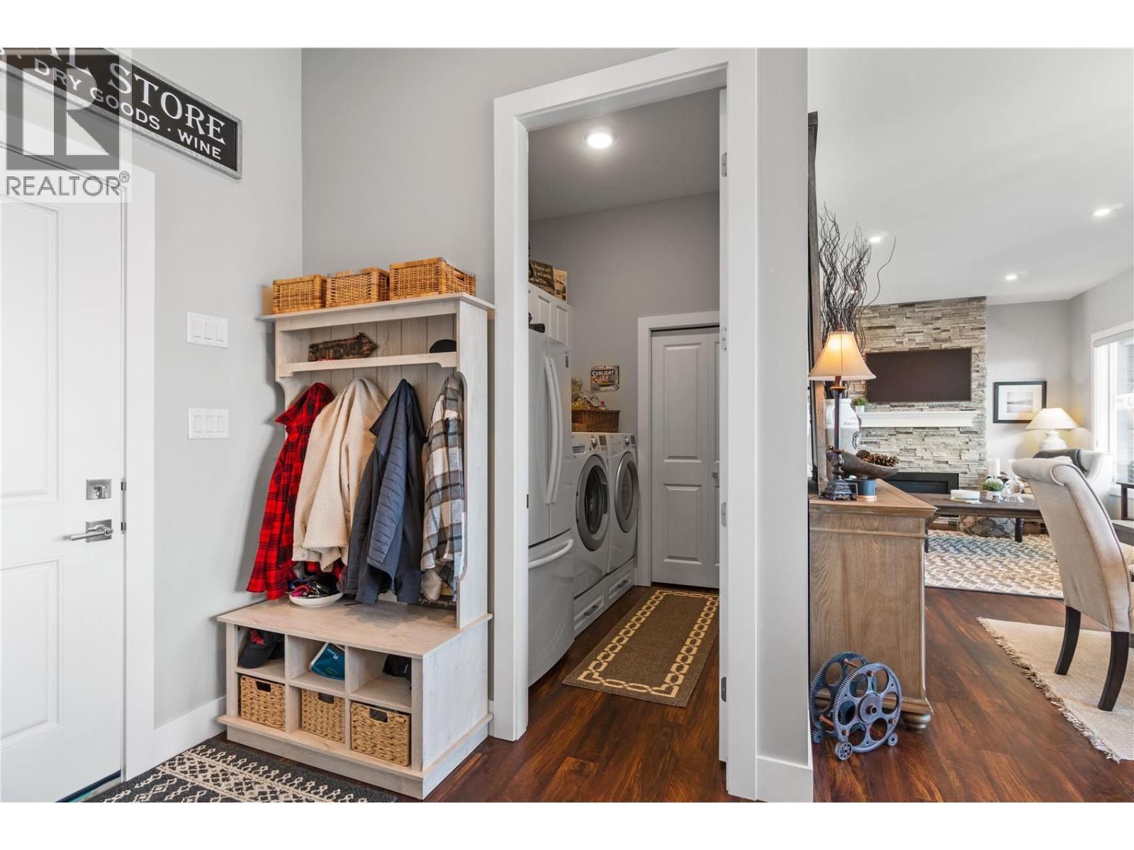 2516 Panoramic Way - 41