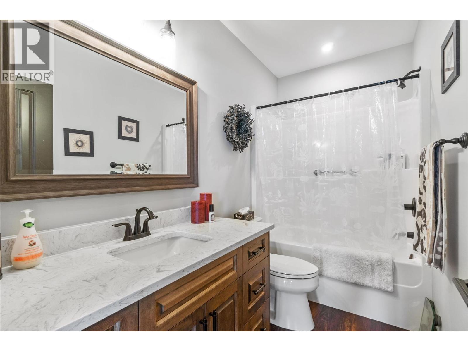  2516 Panoramic Way, Blind Bay