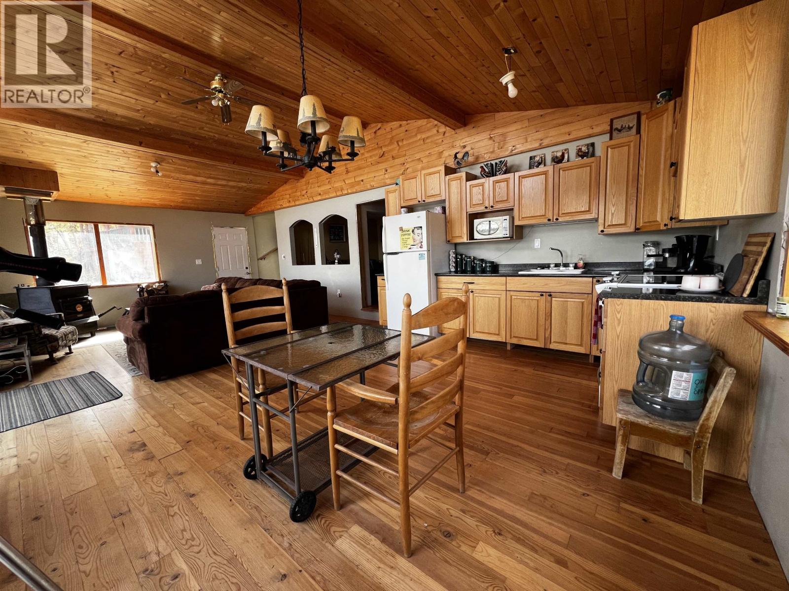 1543 SIMON BAY ROAD, Fraser Lake