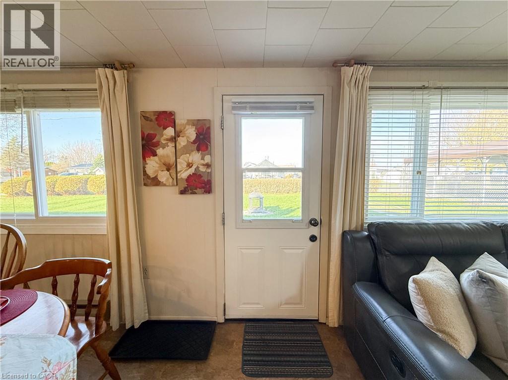 21 POPLAR Road, Long Point, Ontario, N0E1M0 — Photo 5