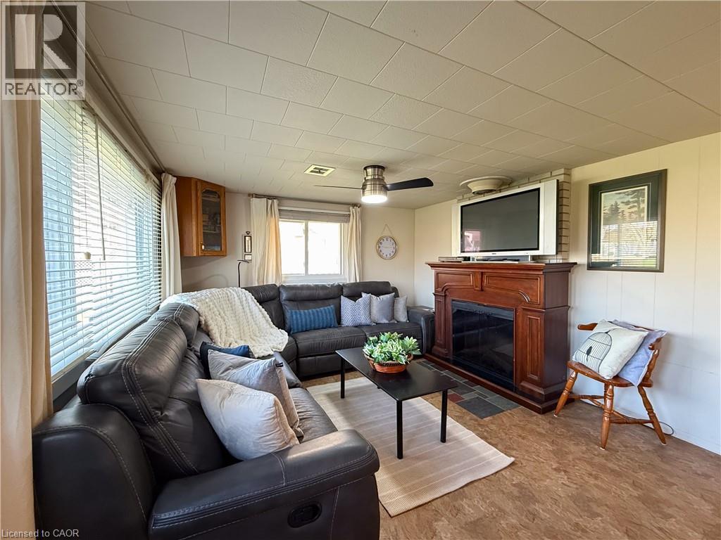 21 POPLAR Road, Long Point, Ontario, N0E1M0 — Photo 7