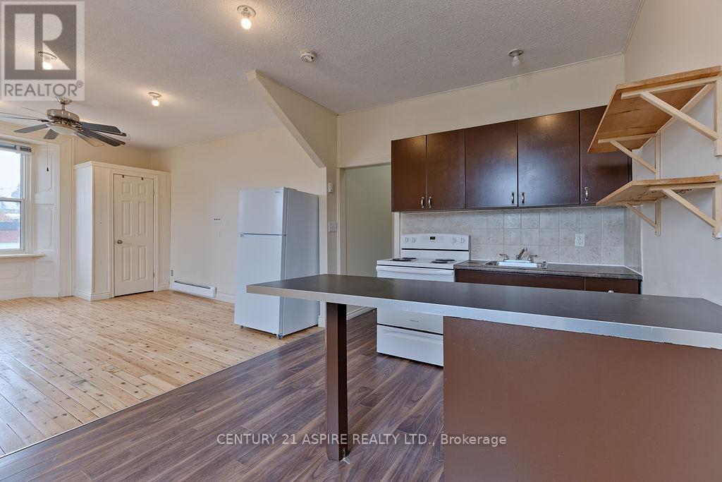 156 MACKAY STREET - 11