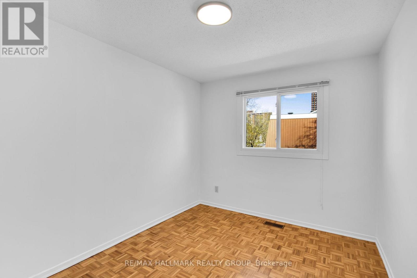 338 STONE QUARRY PRIVATE - 11
